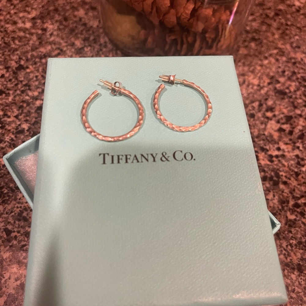 Tiffany Sterling Silver .75 hoop earrings (19.05 mm)